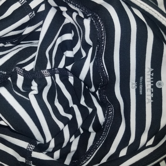 Athleta Striped Cropped Leggings - Picture 5 of 5